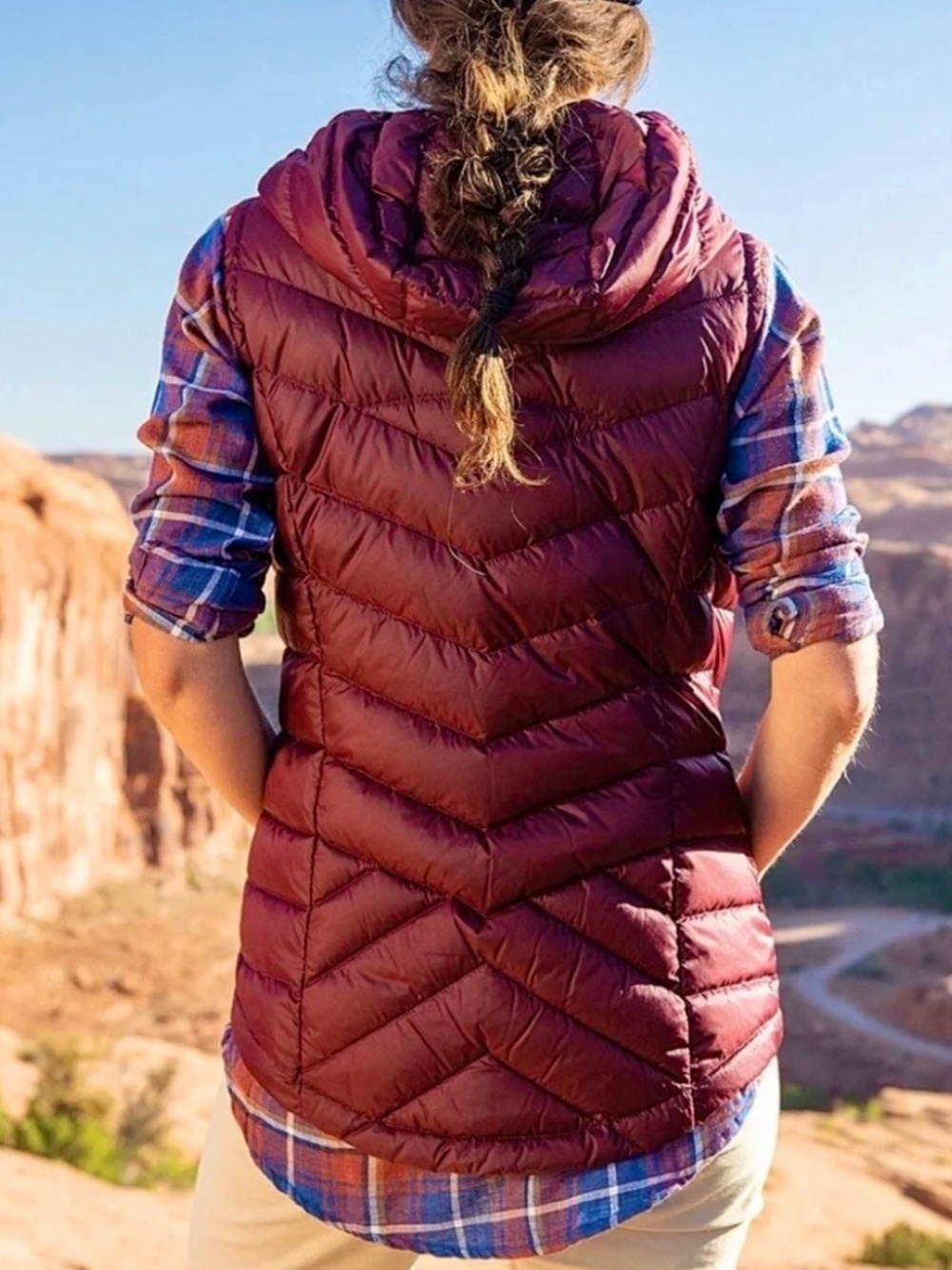 Lolë Base Insulated & Packable Downfilled Hooded Vest Size Large